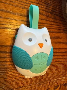 Skip Hop Stroll & Go Portable Owl Baby Soother